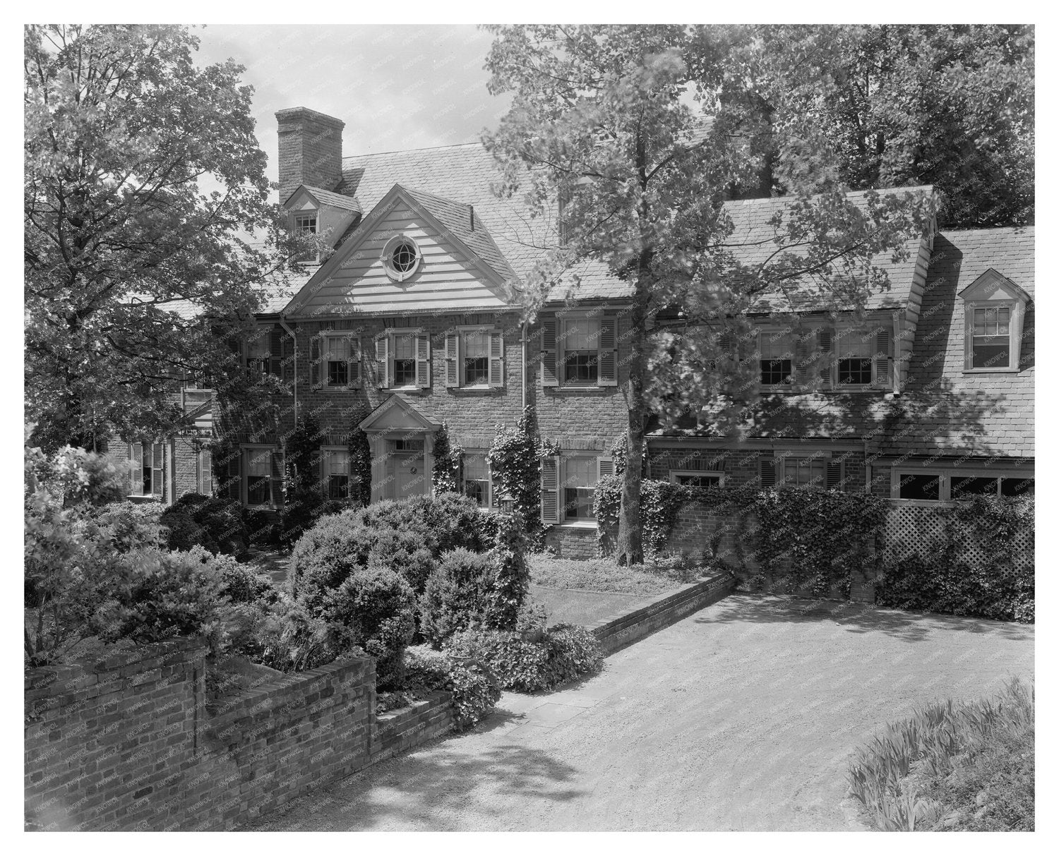 Vintage Richmond, VA Residential Scene from 1900s