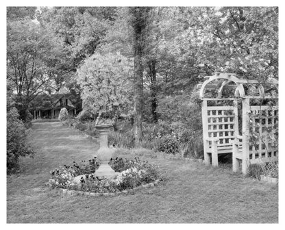 1900s Garden Scene in Richmond, Virginia