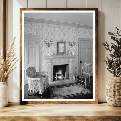 Vintage Interior Photo of Middleburg, Virginia, 1900s