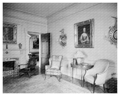 Vintage Interior Photo, Alexandria VA, 1953