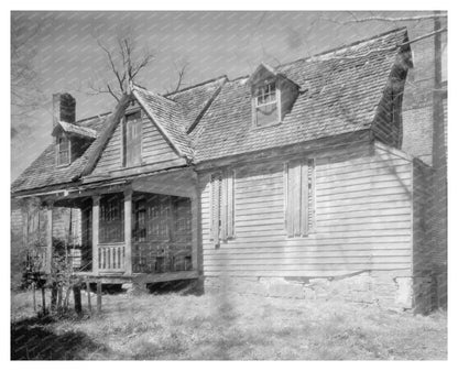 Old Farmhouse, Mecklenburg County, Virginia, 20th Century