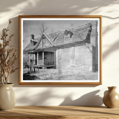 Old Farmhouse, Mecklenburg County, Virginia, 20th Century