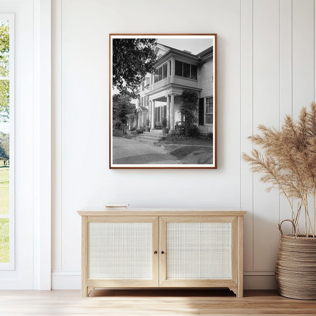 Historic Residence in Falmouth, VA, Early 20th Century