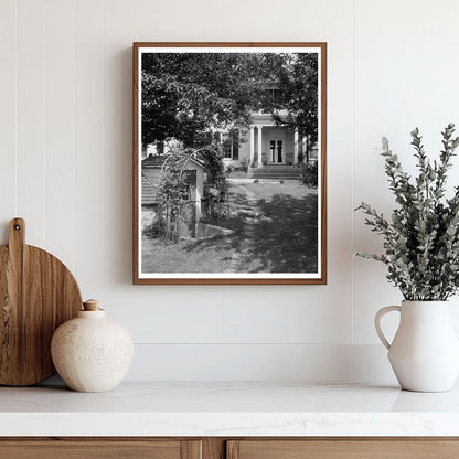 Historic Home in Falmouth, Virginia - Early 20th Century