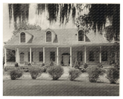 Historic House in Natchez, MS - Early 19th Century