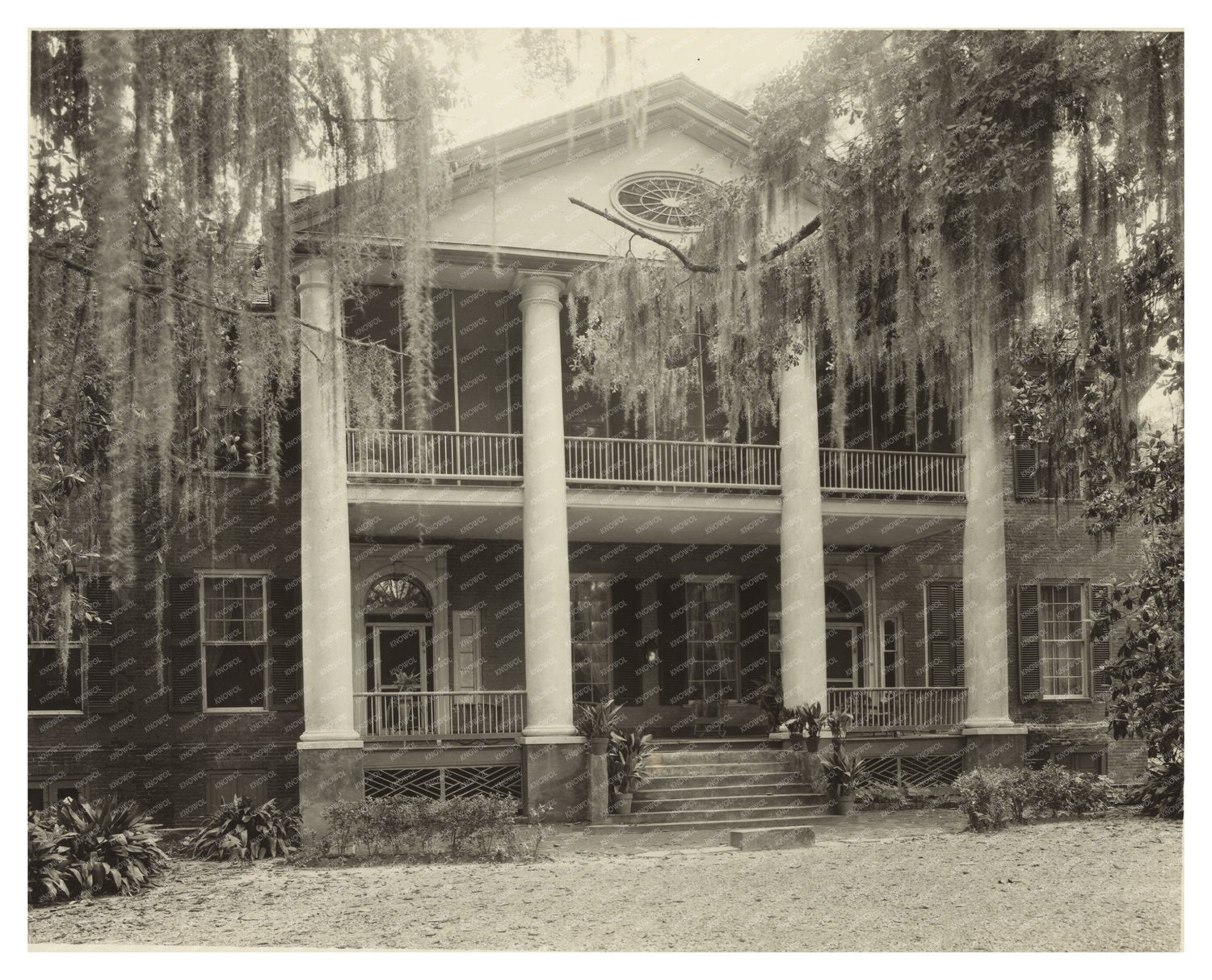 Historic Bellevue Residence in Natchez, MS, Circa 1800