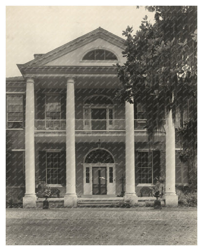 Historic Building in Natchez, MS - 1816 Architecture Photo