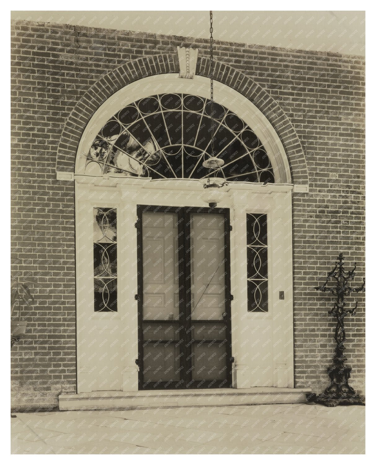 1816 Elegant Entranceway in Natchez, MS – Vintage Photo