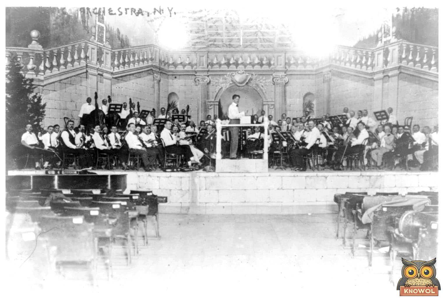 Majestic Civic Orchestra Performance in Early NYC