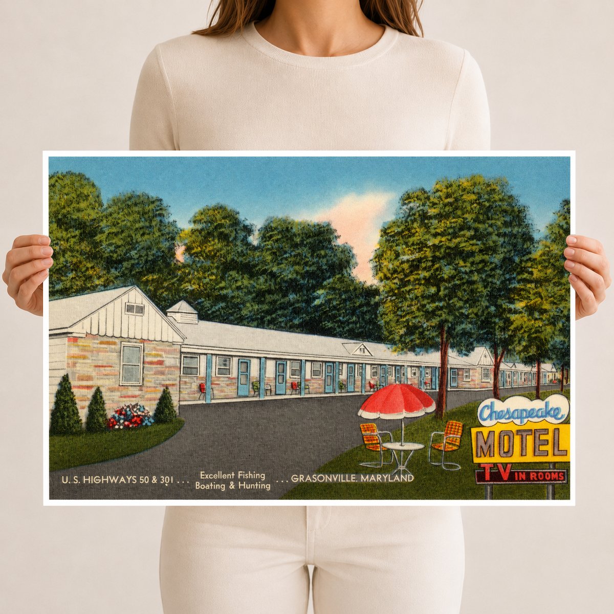 Chesapeake Motel, U. S. Highways 50 & 301... excellent fishing, boating & hunting... Grasonville, Maryland — Vintage Maryland Postcard
