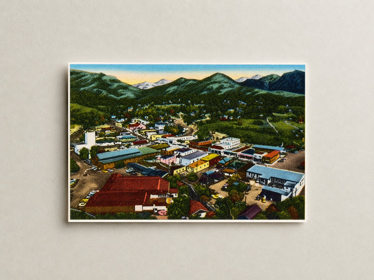 Estes Park, CO: Panorama of the village of Estes Park, gateway to Rocky Mountain National Park