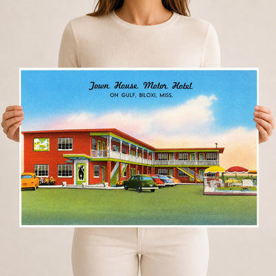 Biloxi, MS: Town House Motor Hotel, on gulf