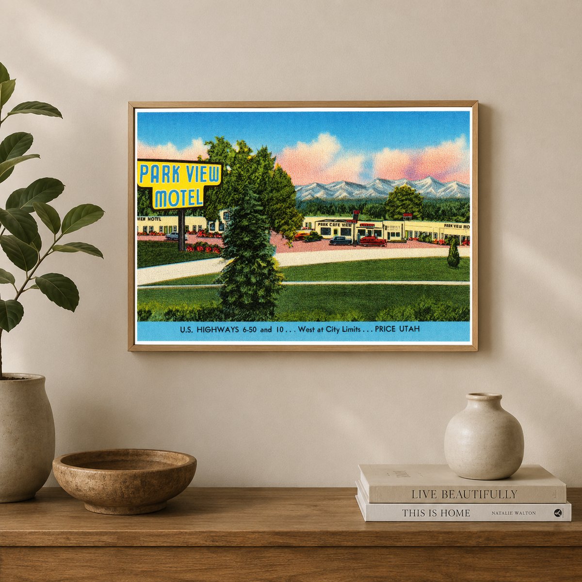 Price, UT: Park View Motel, U.S. highways 6 - 50 and 10... West at city limits... Price