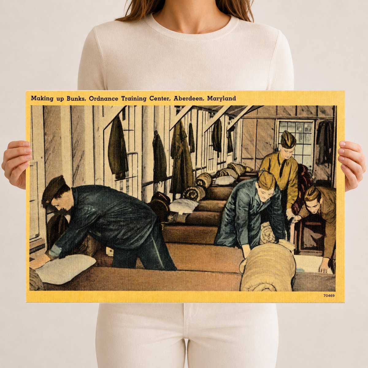 Making  up bunks, Ordnance Training Center, Aberdeen, Maryland — Vintage Maryland Postcard