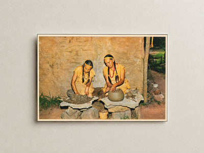 Tsa La Gi Indian Village, OK: Pottery making at Tsa-la-gi
