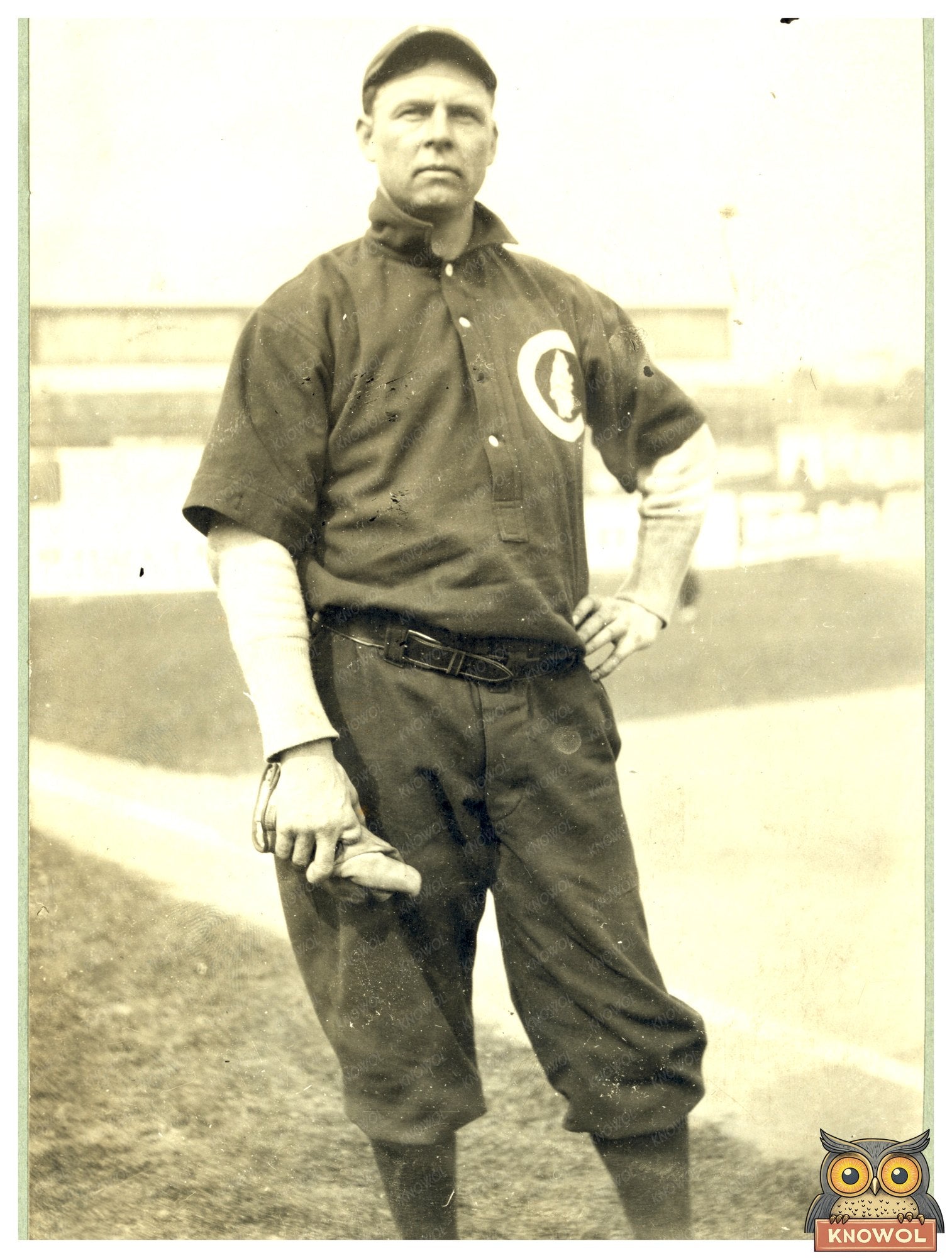 Vintage 1911 Chicago Baseball Star on Field
