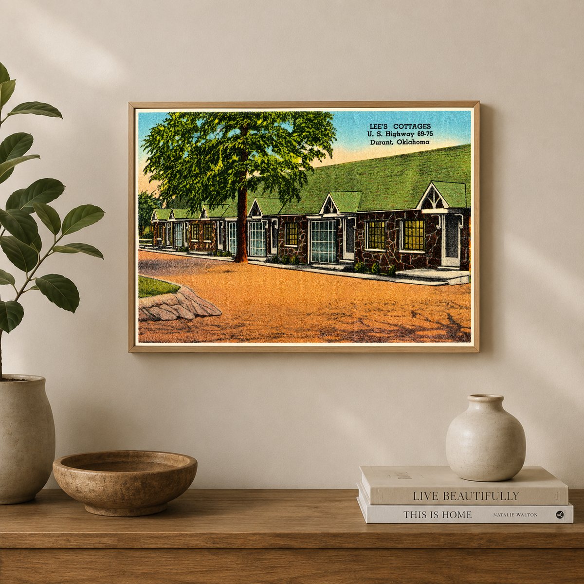 Durant, OK: Lee's Cottages, U.S. Highway 69 - 75