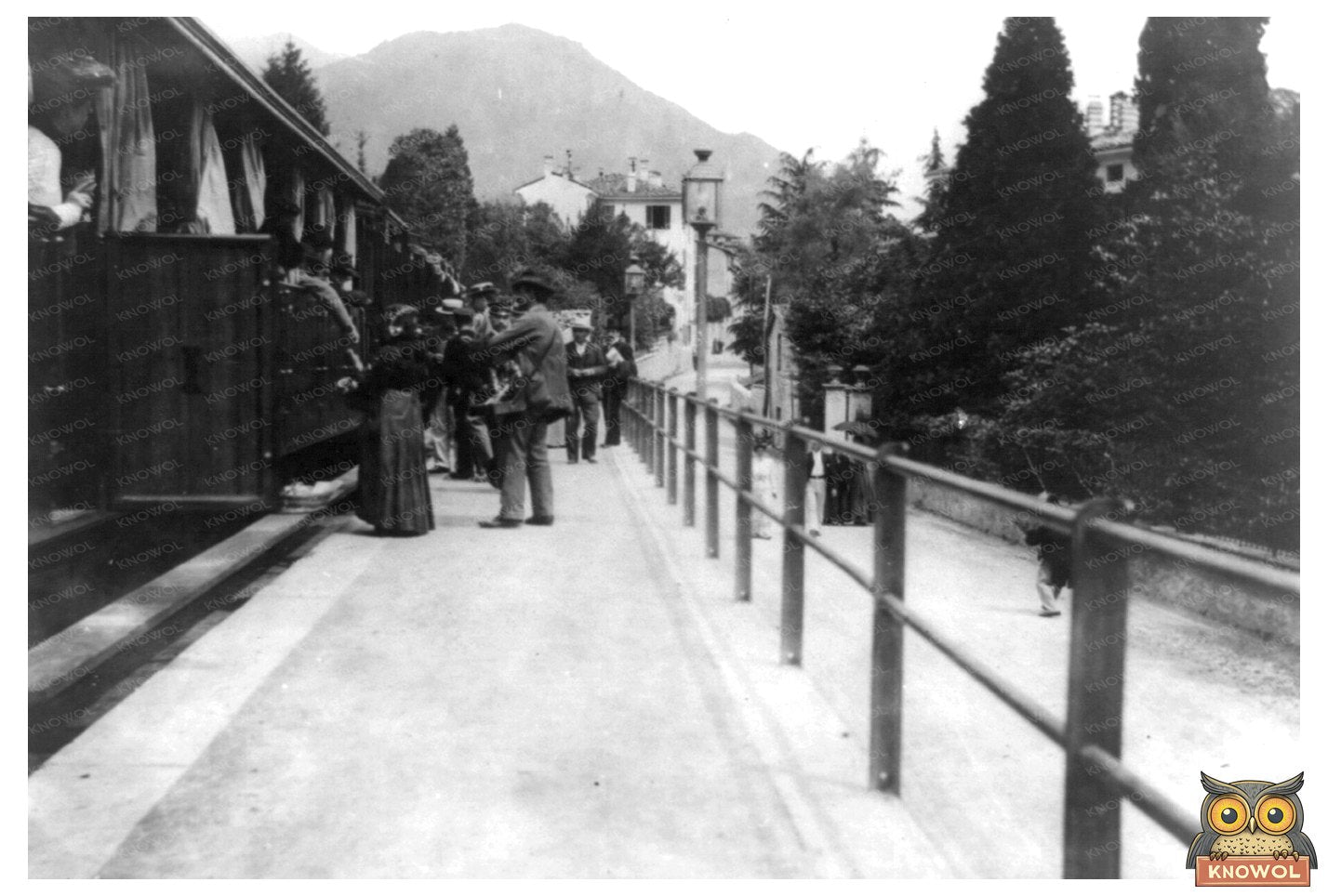 1902 Menaggio Railway Station: Vintage Italian Charm