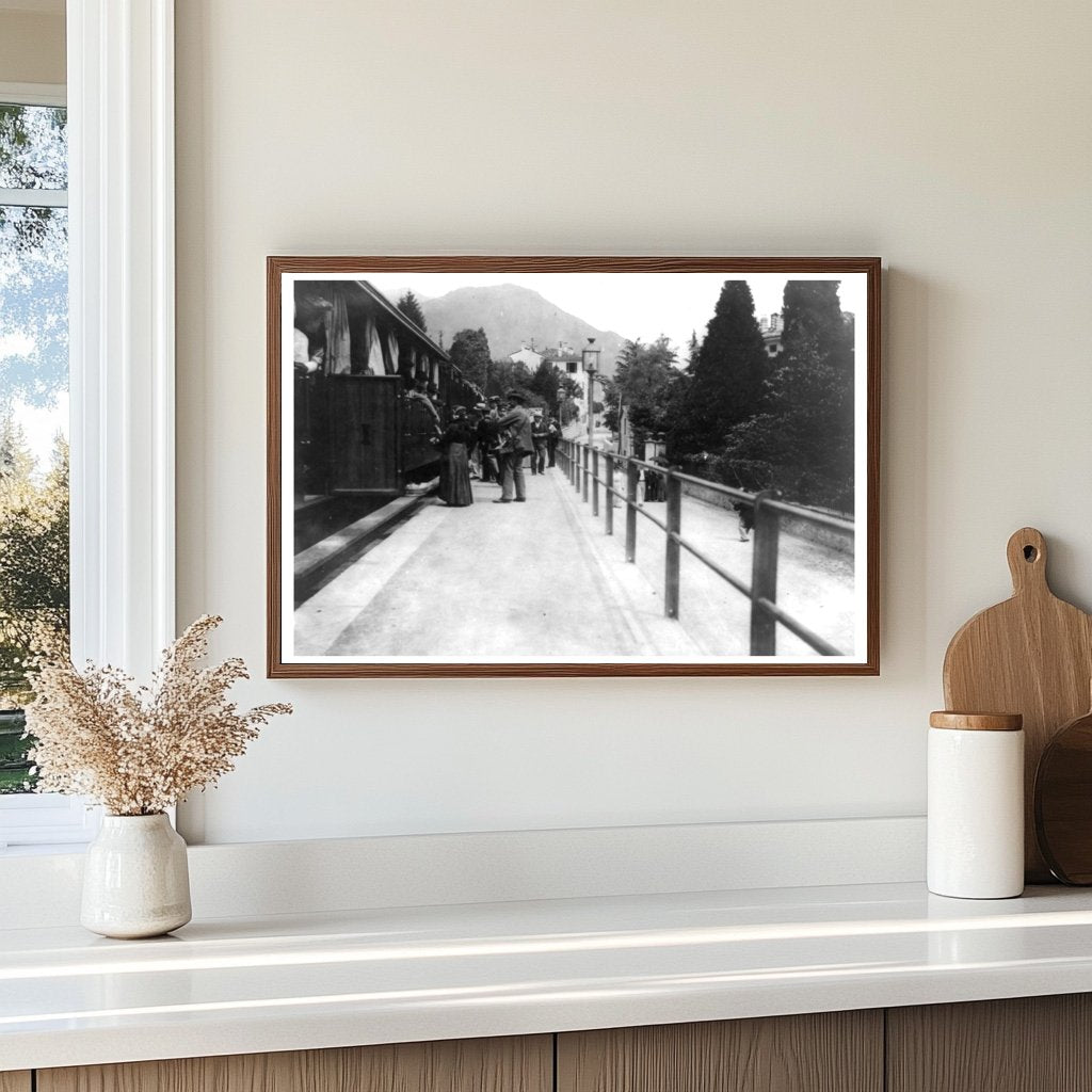 1902 Menaggio Railway Station: Vintage Italian Charm