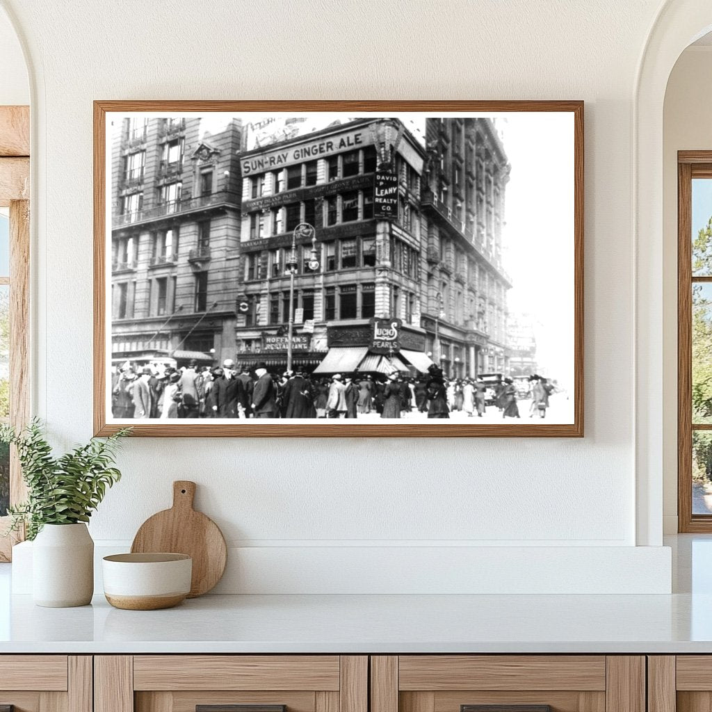 Historic NYC: The Million Dollar Corner, 1911