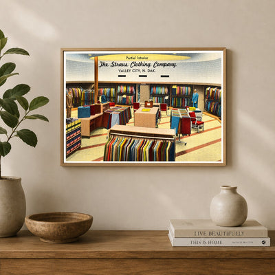 Valley City, ND: The Straus Clothing Company