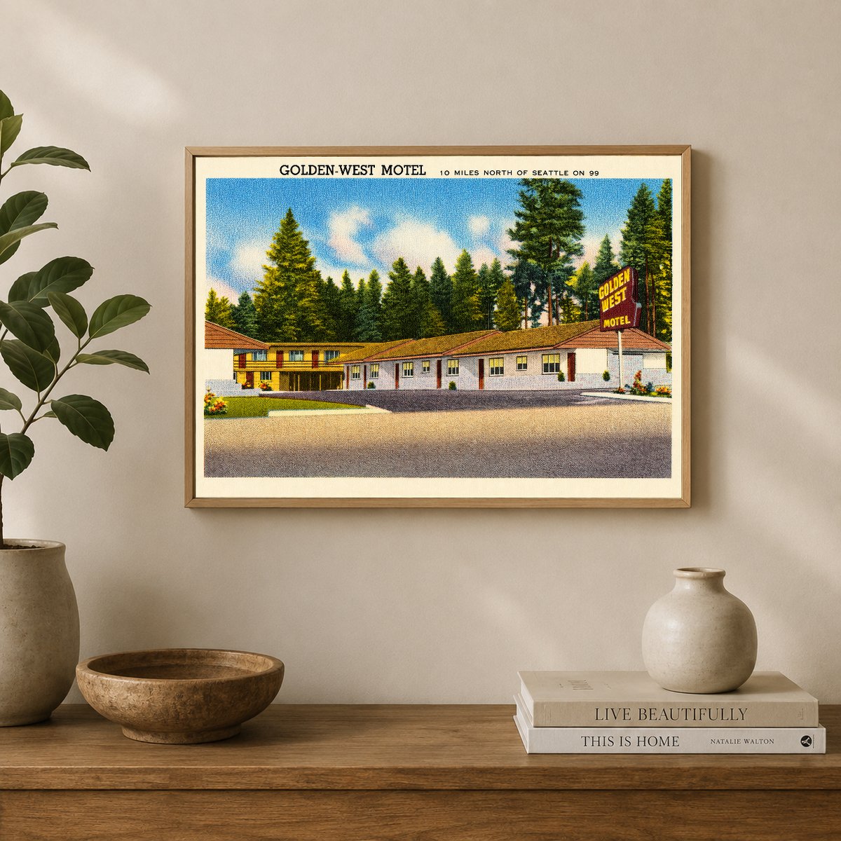 Seattle, WA: Golden-West Motel, 10 miles north of Seattle on 99