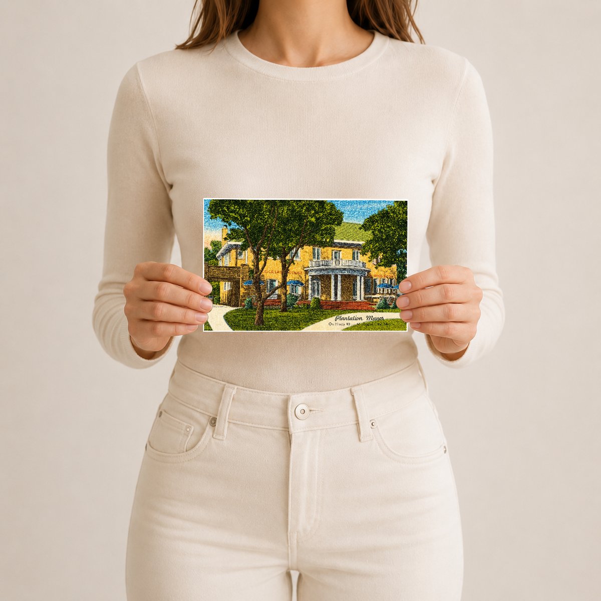 Gulfport, MS: Plantation Manor, on Hiway 90 -- Mississippi City