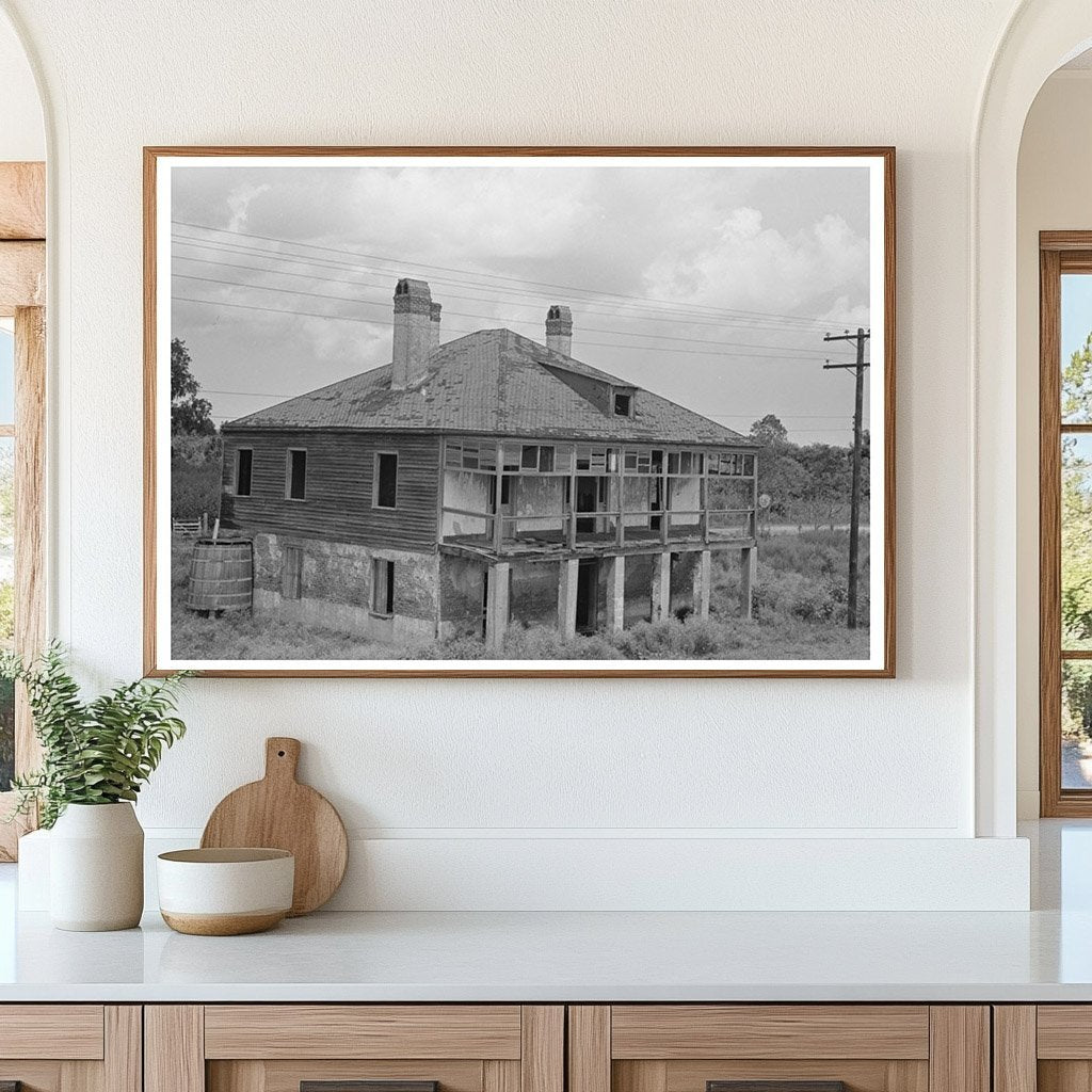 Abandoned Plantation Home in Louisiana 1938 - Available at KNOWOL