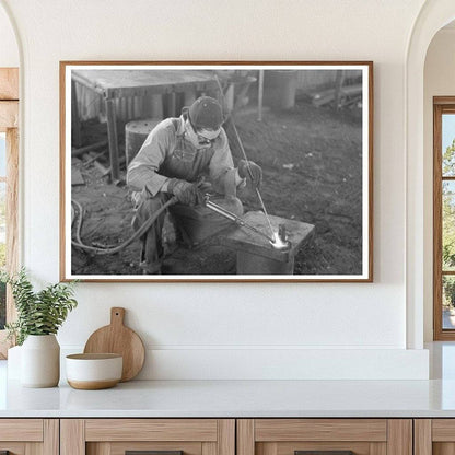 Acetylene Welding in Oil Field Operations August 1939 - Available at KNOWOL