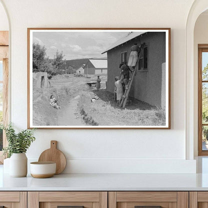 Adobe House Plastering and Washing in Chamisal 1940 - Available at KNOWOL
