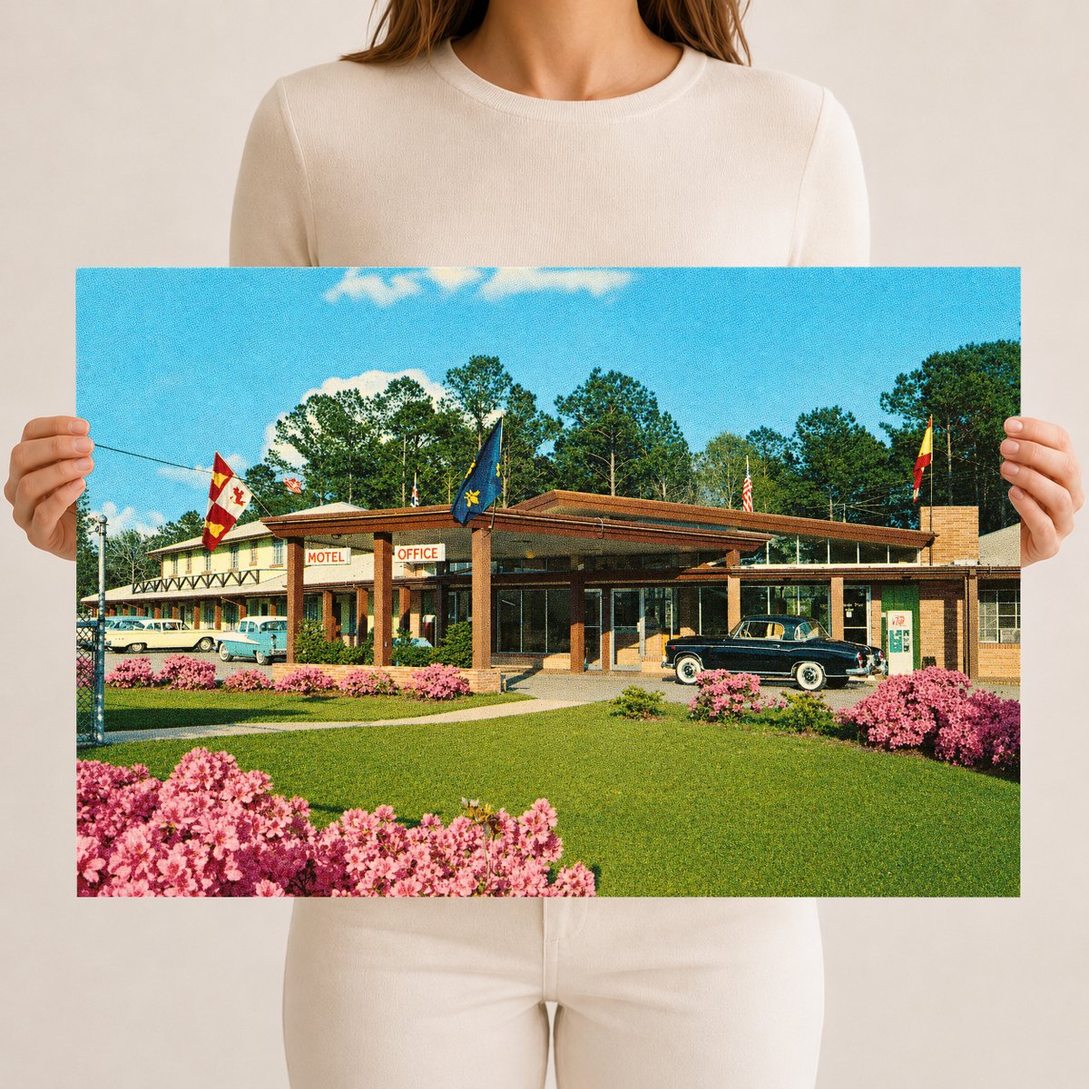 Mobile, AL: Spanish Fort Motel is located on a spacious, beautifully landscaped grounds, 8 miles E. of Mobile