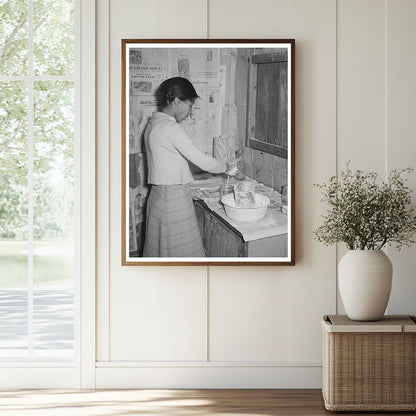 African American Woman Making Biscuits in Oklahoma 1944 - Available at KNOWOL