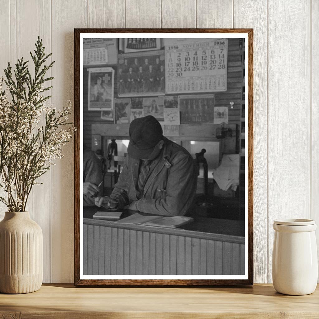 Aledo Illinois Weighing Room Vintage Photo 1936 - Available at KNOWOL