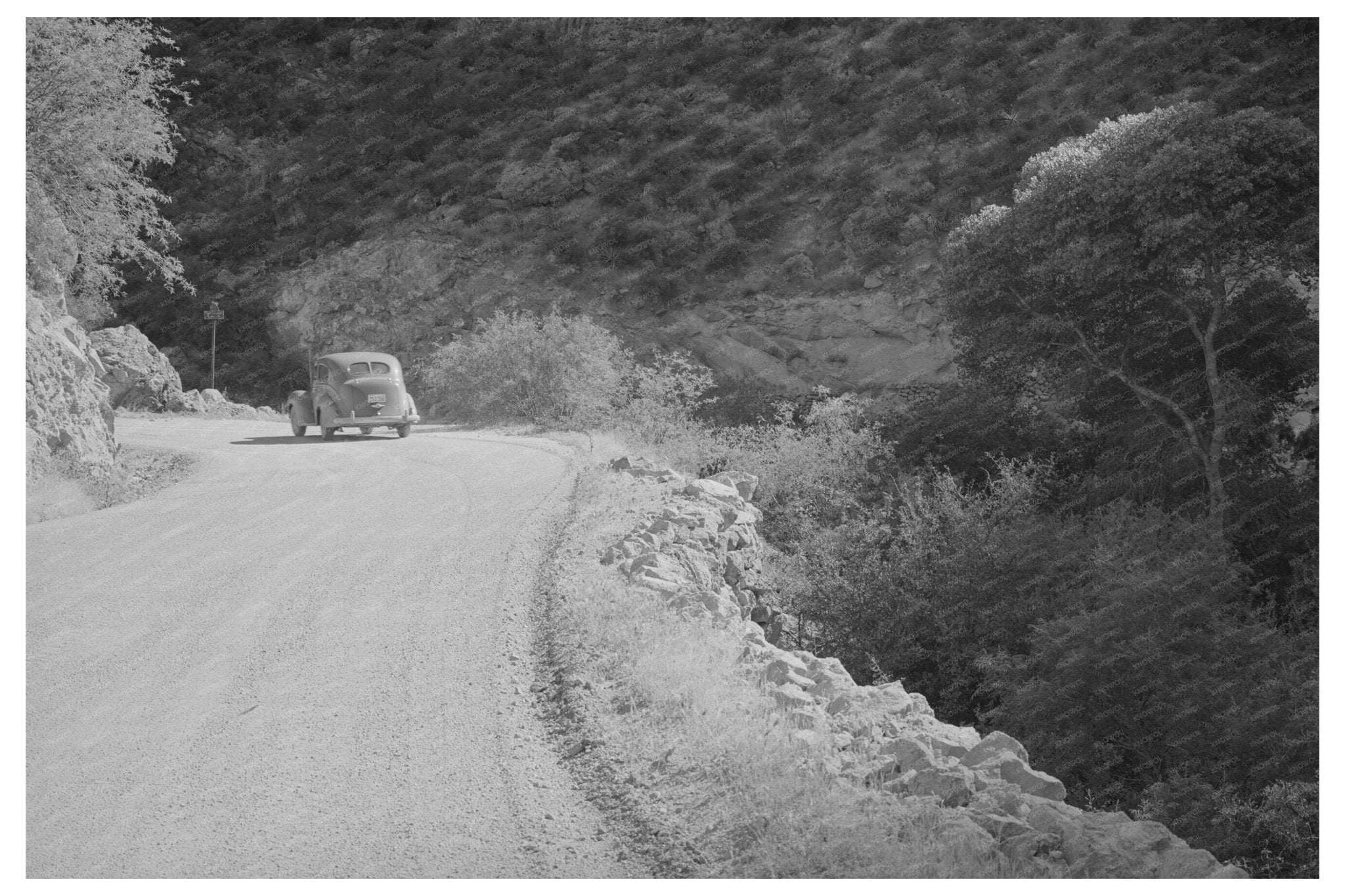 Apache Trail Scenic View Arizona May 1940 - Available at KNOWOL