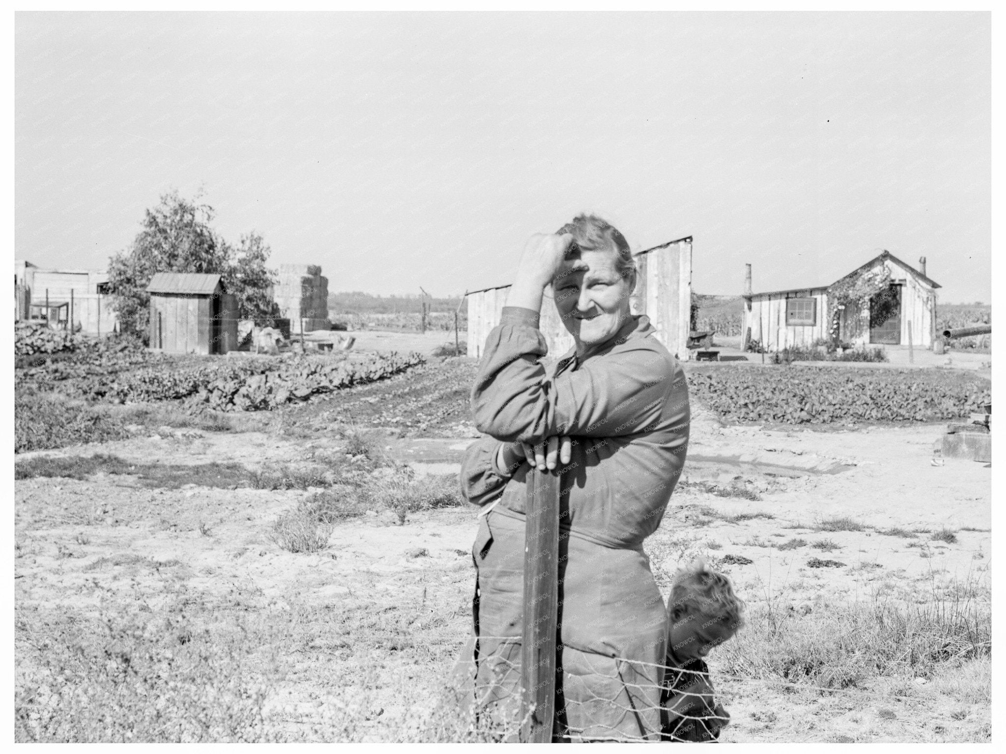 Arkansas Family of Thirteen in California 1938 - Available at KNOWOL