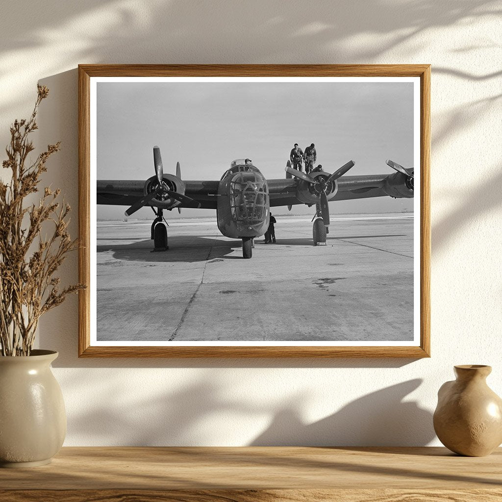 B - 24E Liberator Bomber Inspection at Willow Run Plant 1942 - 1943 - Available at KNOWOL