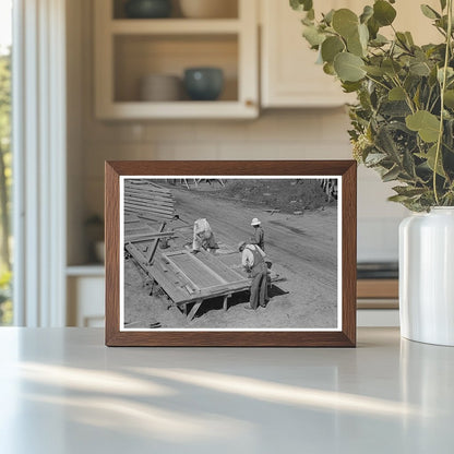 Barn Construction in Southeast Missouri 1938 - Available at KNOWOL