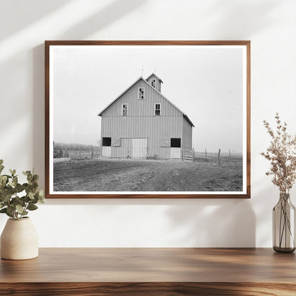 Barn on Roy Conners Farm Templeton Indiana 1937 - Available at KNOWOL