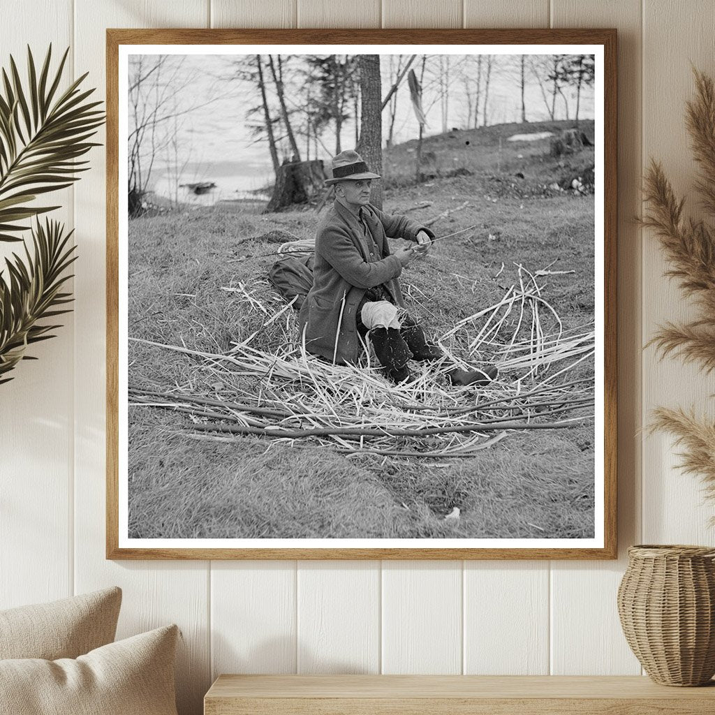 Basket Crafting at Transient Camp Hagerman Lake 1937 - Available at KNOWOL