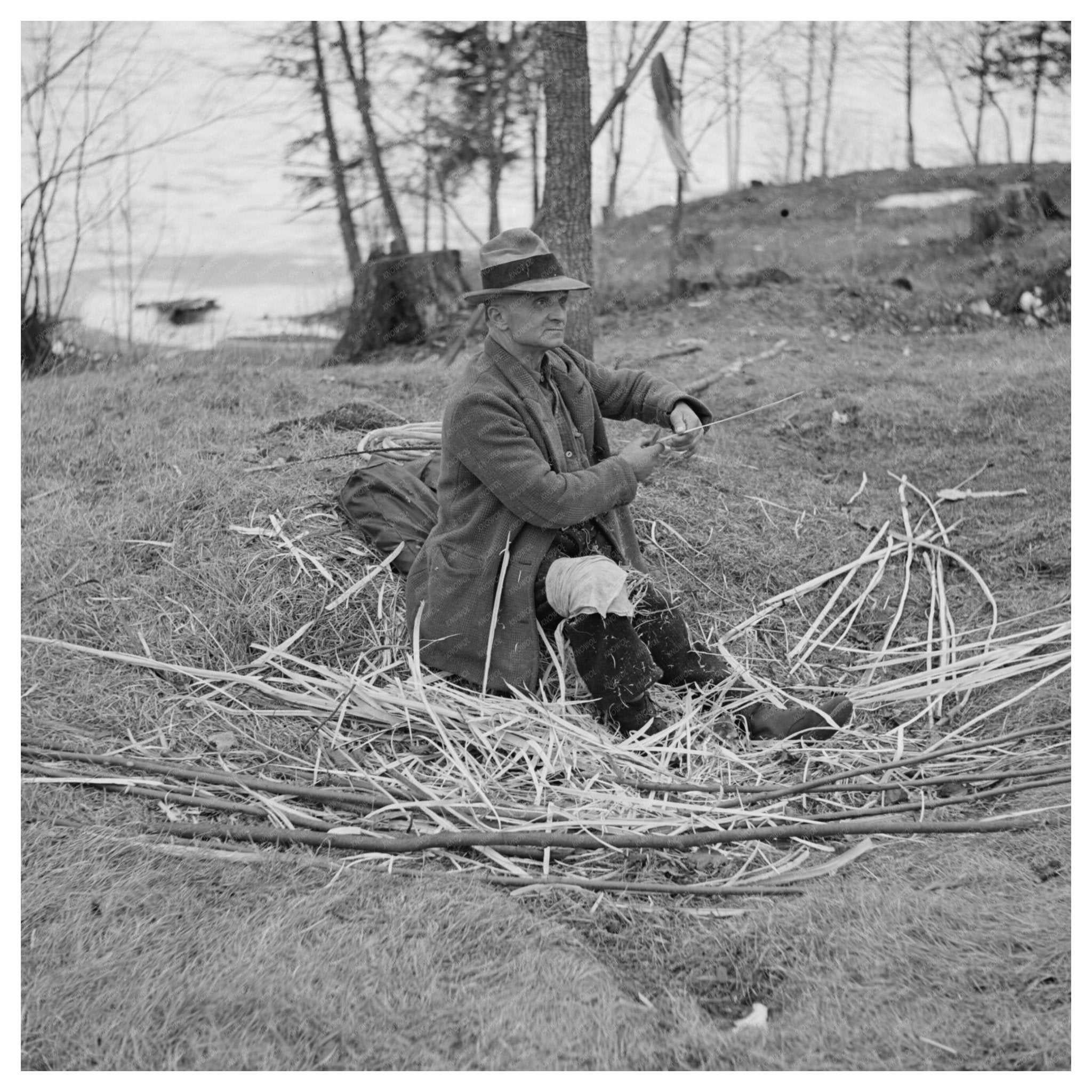 Basket Crafting at Transient Camp Hagerman Lake 1937 - Available at KNOWOL