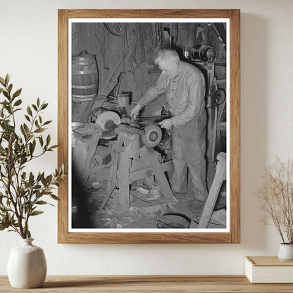 Blacksmith Shop in Marshall Texas 1939 - Available at KNOWOL