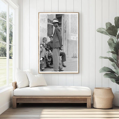 Boys on a Street Bench in Waco Texas 1939 - Available at KNOWOL