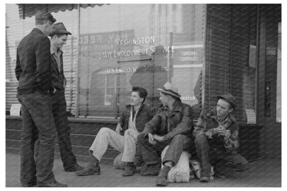 Boys Seeking Work at Employment Office Yakima 1941 - Available at KNOWOL