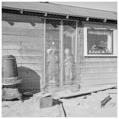 Browning Children in Dead Ox Flat Oregon October 1939 - Available at KNOWOL