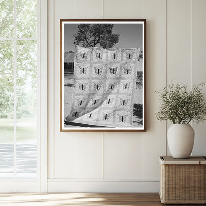 Butterfly Applique Quilt by Mrs. Bill Stagg June 1940 - Available at KNOWOL