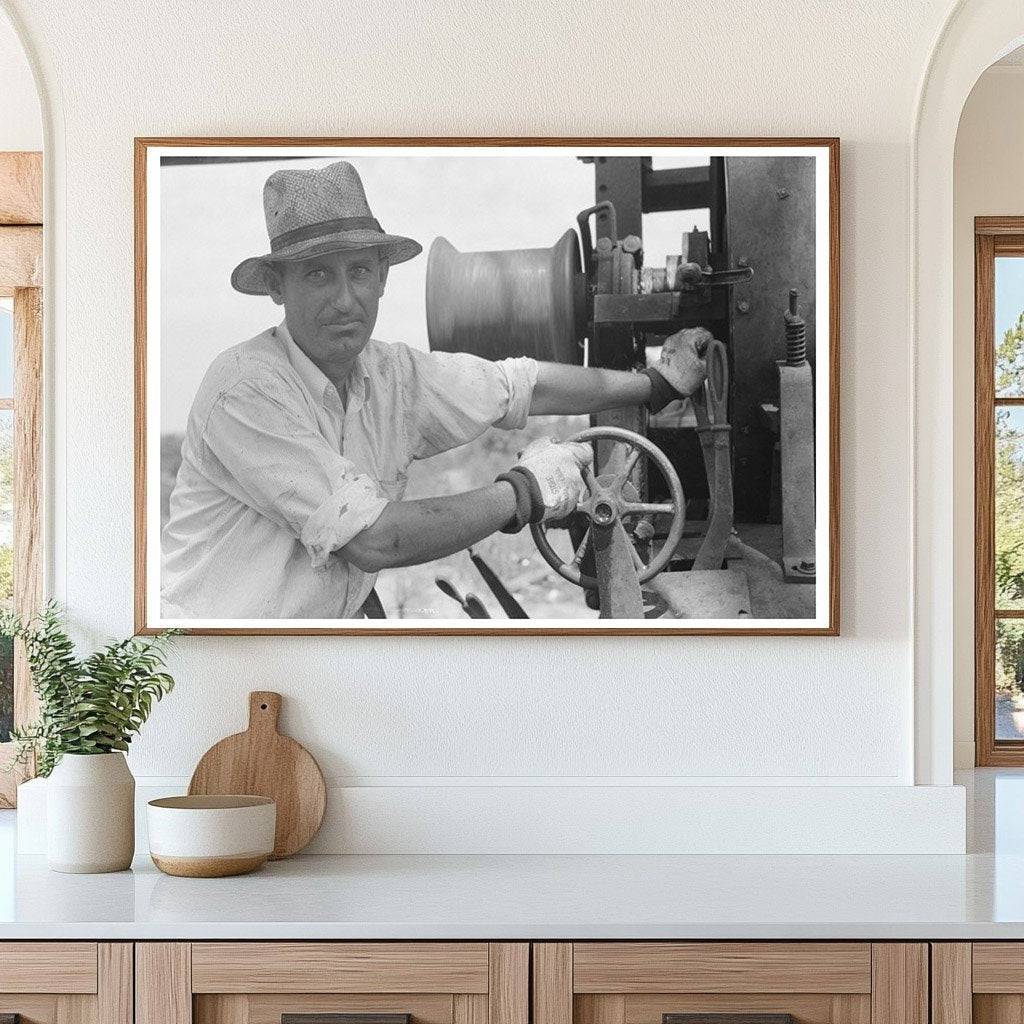 Cable Tool Driller in Seminole Oil Field Oklahoma 1939 - Available at KNOWOL