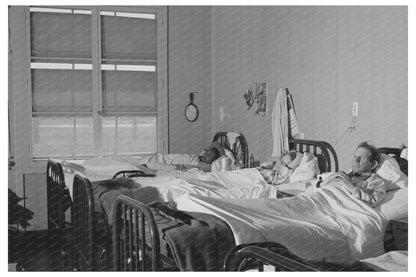 Cairns General Hospital Mens Ward February 1942 - Available at KNOWOL