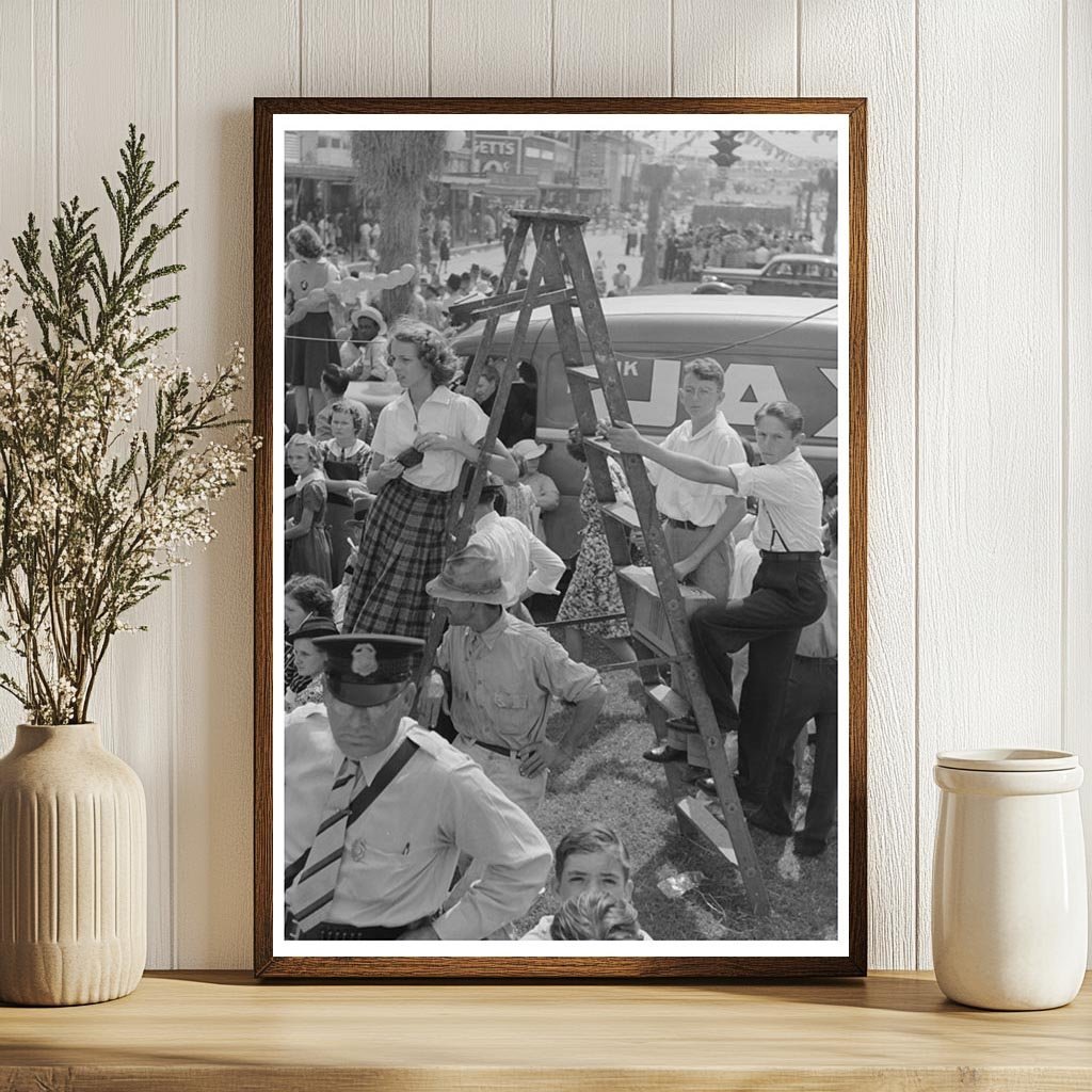 Cajun Band Contest Crowd at National Rice Festival 1938 - Available at KNOWOL