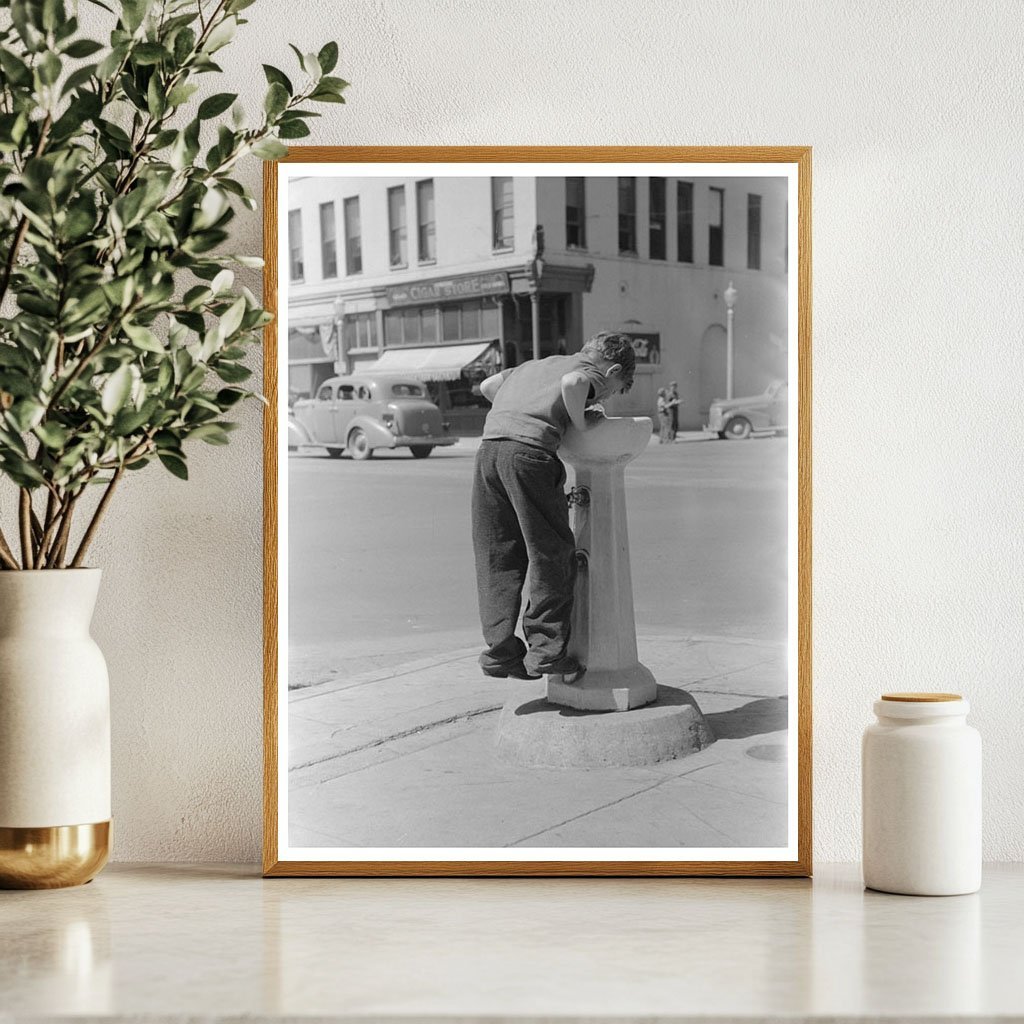 Caldwell Idaho Water Fountain Russell Lee 1941 - Available at KNOWOL