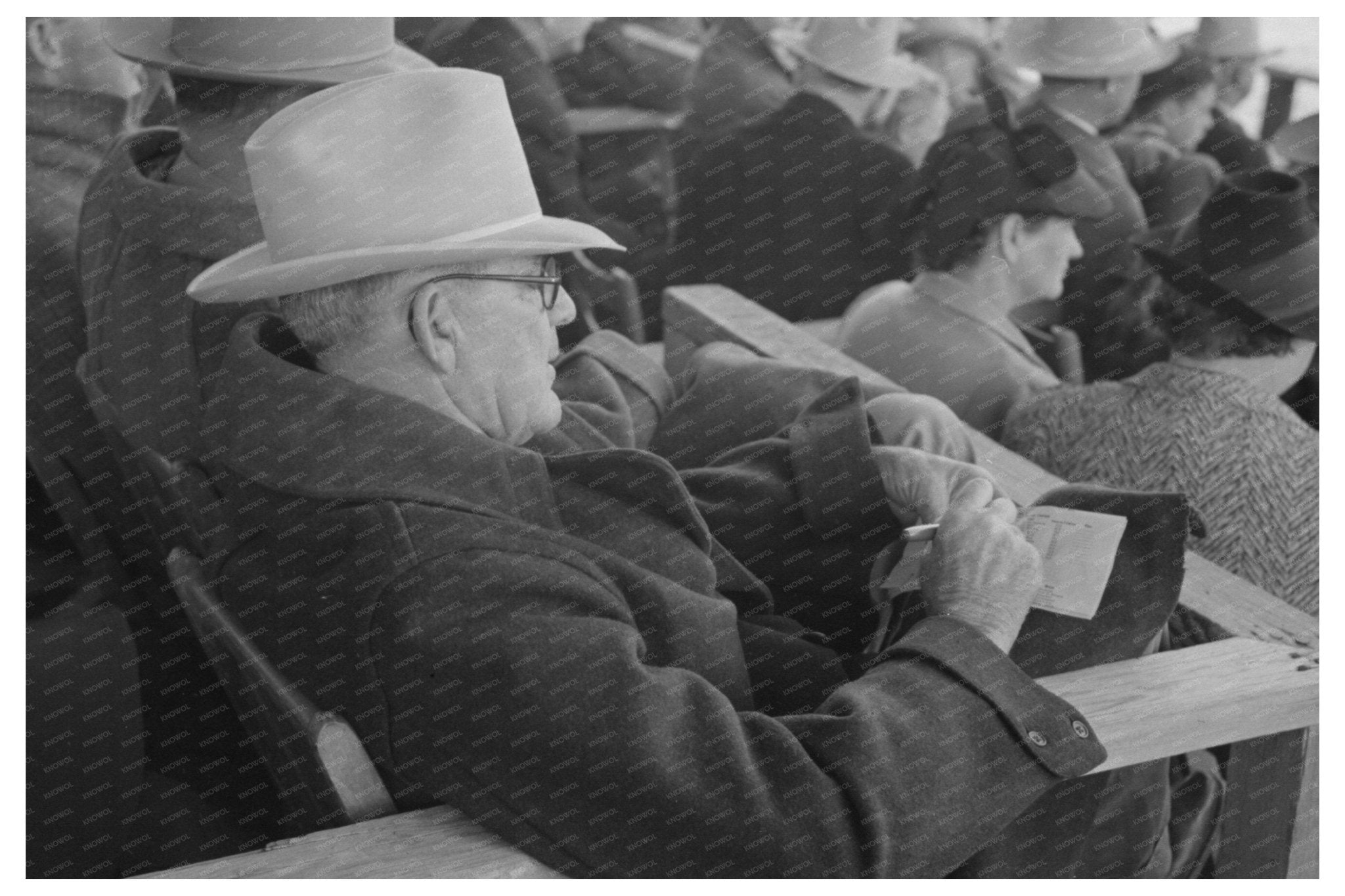 Calf Roping Event Spectator San Angelo Texas 1940 - Available at KNOWOL